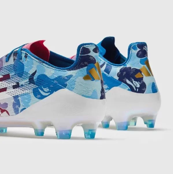 阿迪达斯 F50+ 碳纤维AG足球鞋